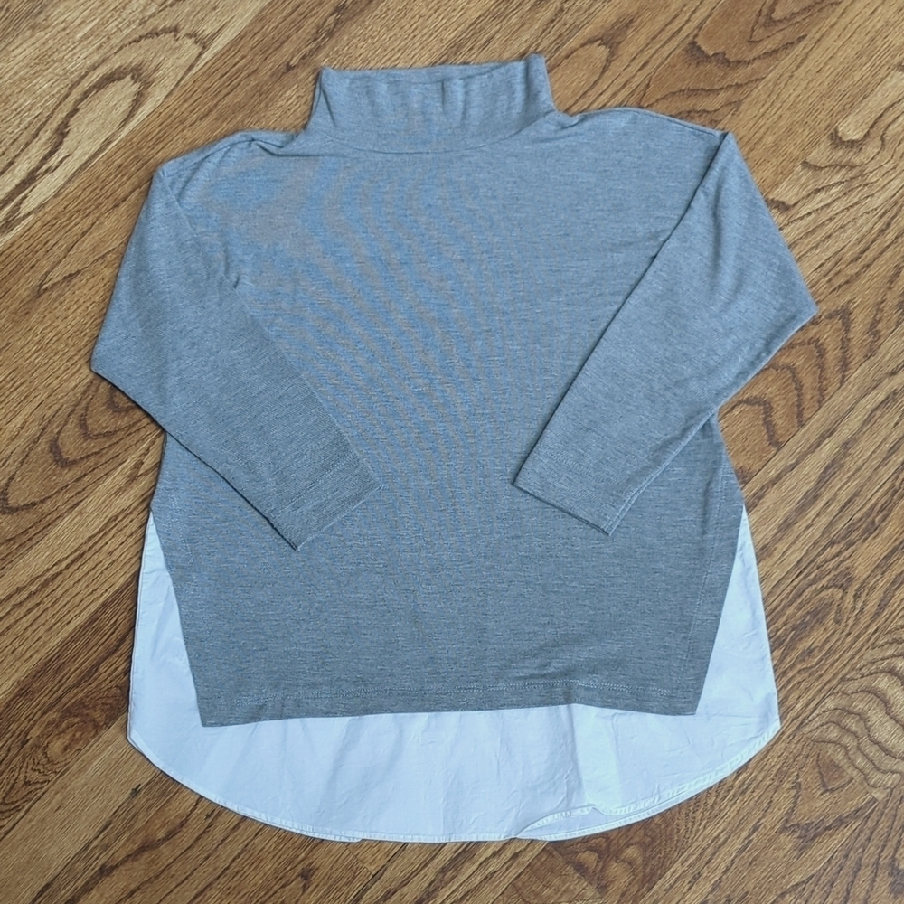 LOFT 3/4 Sleeve Top Gray with White Shirttail Size XSP